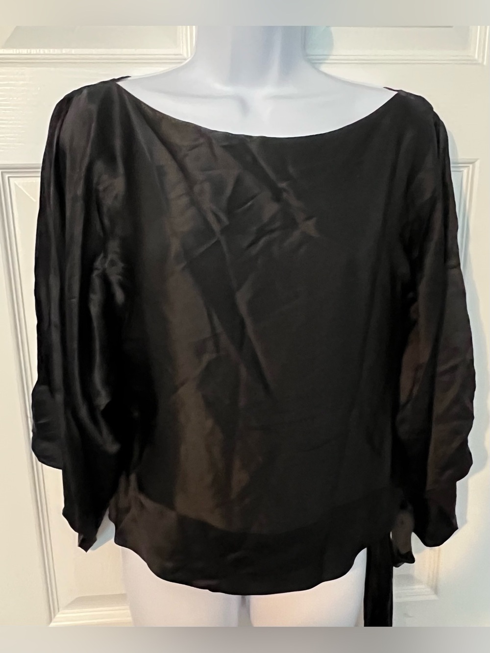 White House Black Market Black Boatneck Satin Blouse Split Sleeve Tie Waist EUC